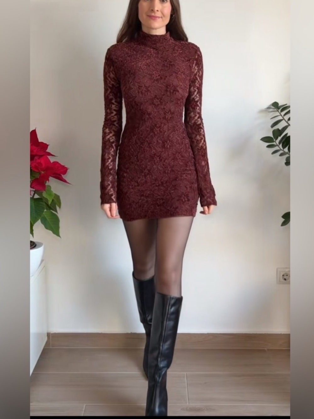 ZARA Lace High-Neck Mini Dress M